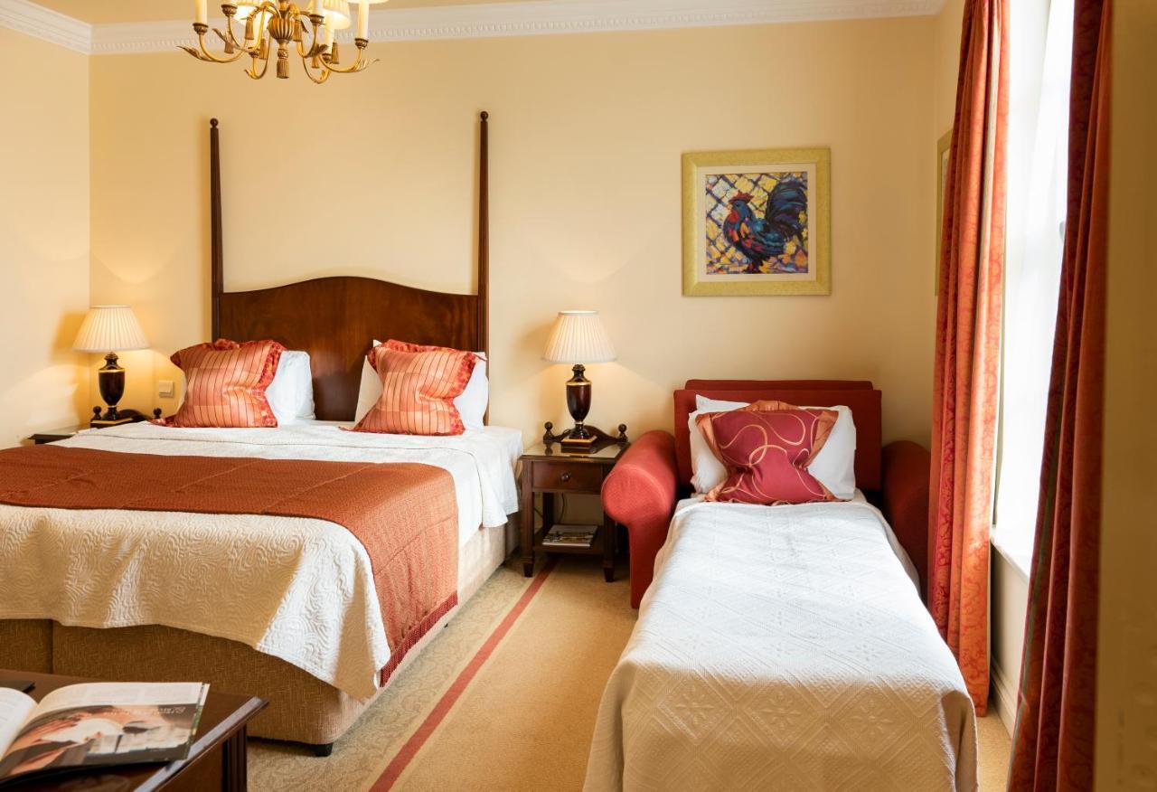 Ringwood Hall Hotel & Spa Честърфилд Екстериор снимка