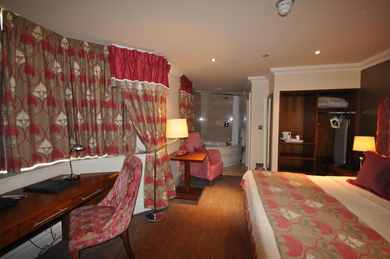 Ringwood Hall Hotel & Spa Честърфилд Екстериор снимка
