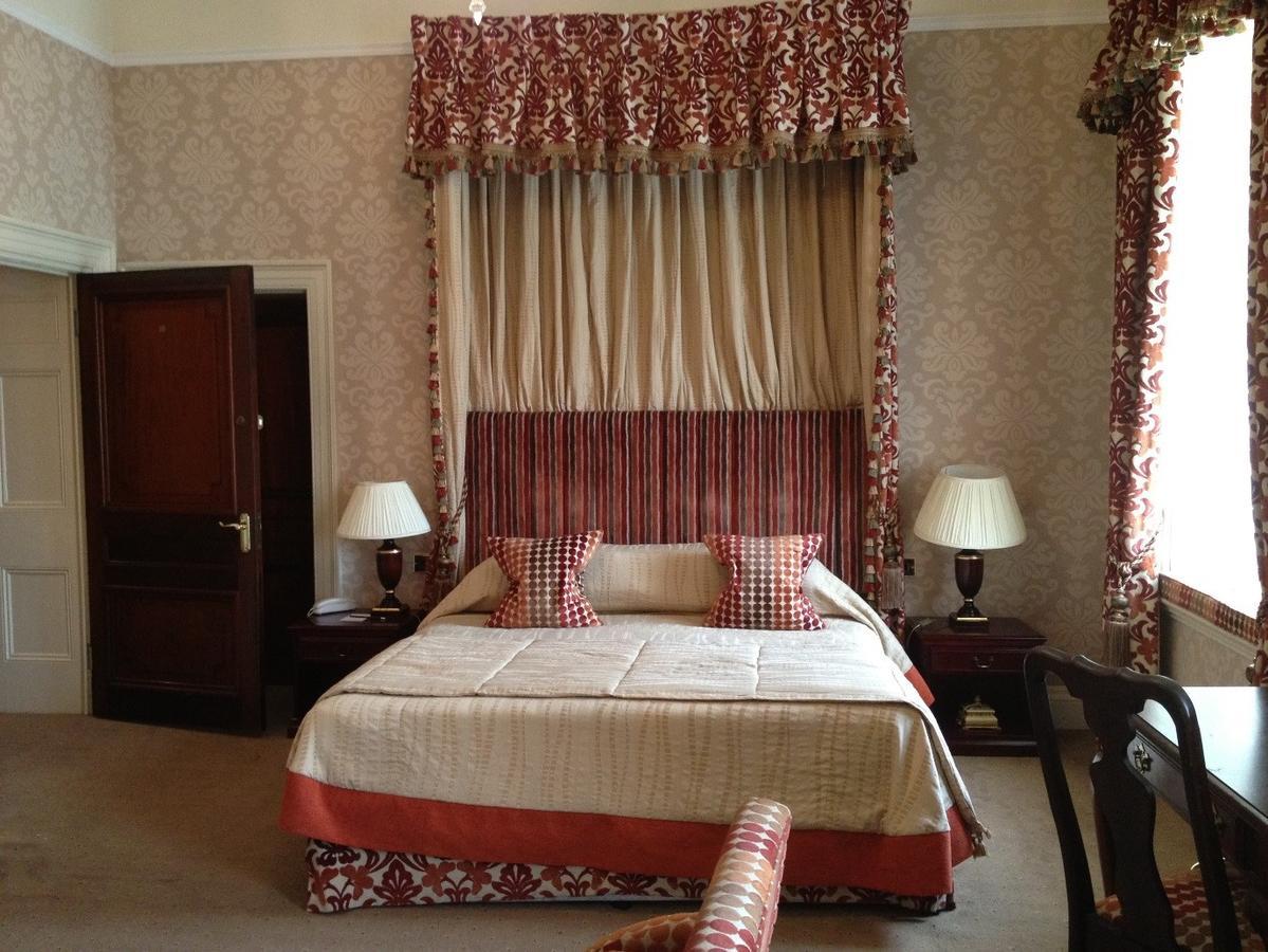 Ringwood Hall Hotel & Spa Честърфилд Екстериор снимка